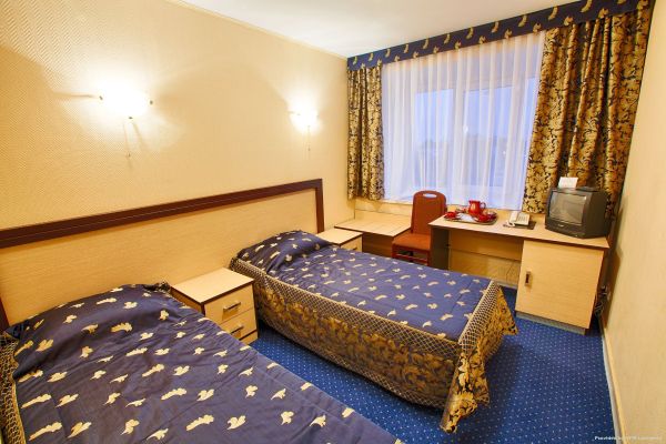 POLET HOTEL SURGUT (Surgut)